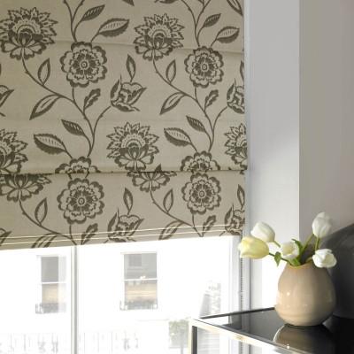 How to bring nature indoors by using floral window blinds